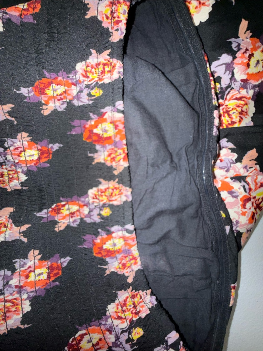 Band of Gypsies Black Coral Floral Strapless Wide Leg Jumpsuit Size M - Picture 10 of 10